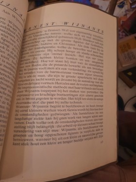 bookImage