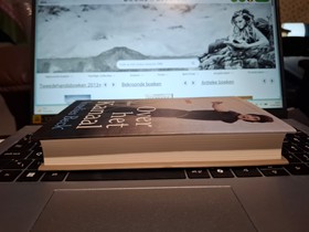 bookImage