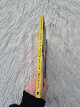 bookImage