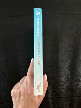 bookImage