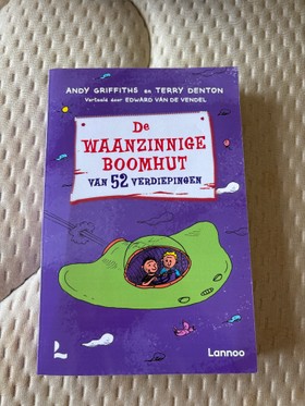 bookImage