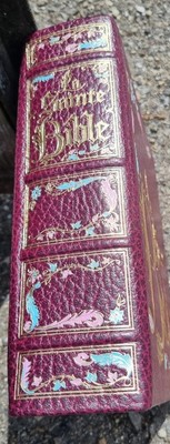 bookImage
