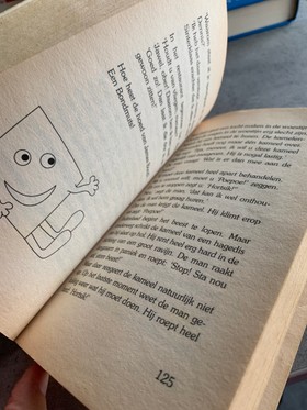 bookImage