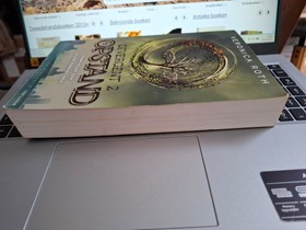 bookImage
