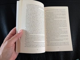 bookImage