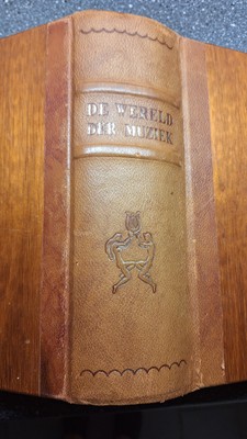 bookImage