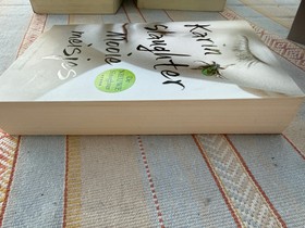 bookImage