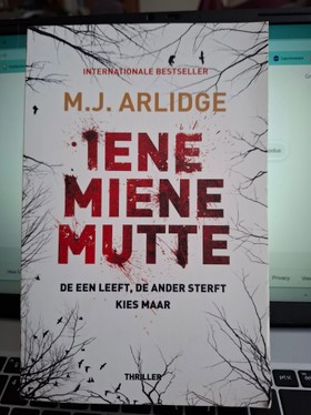 bookImage