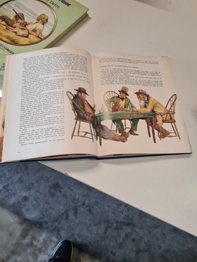 bookImage