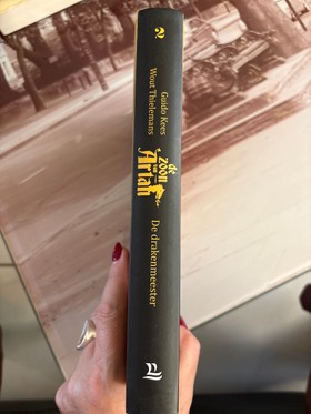 bookImage