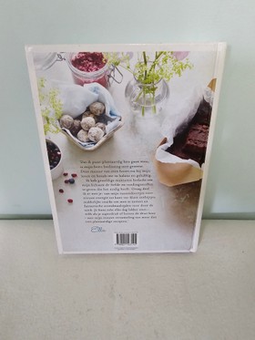 bookImage